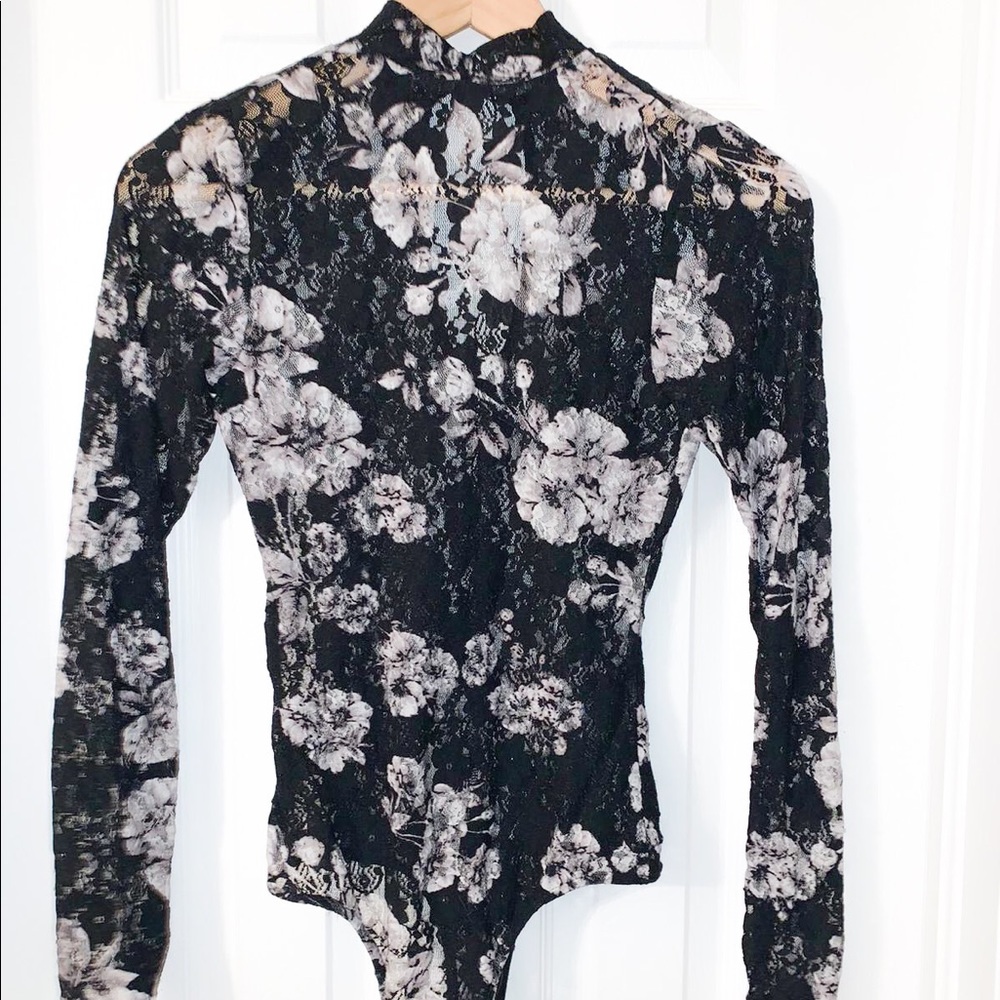 Guess Long Sleeve Bodysuit
